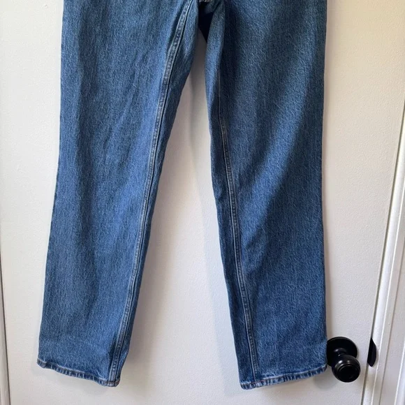 Abercrombie & Fitch Women's 90s Straight Ultra High Rise Leg Blue Jeans - Picture 6 of 14